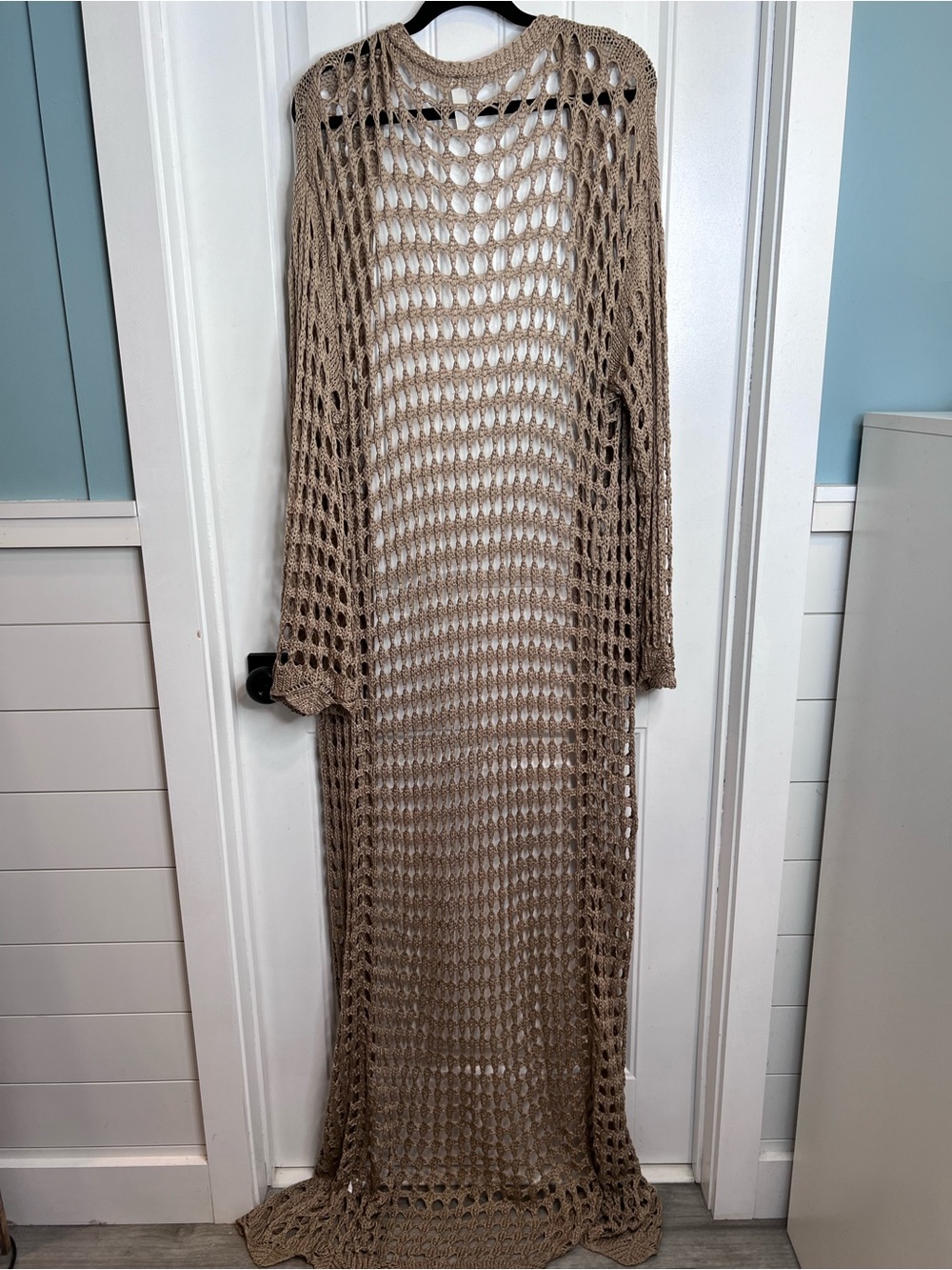 Primi Extra Long Taupe Open-Knit Crochet Duster Cardigan. Size Large. - Picture 4 of 12